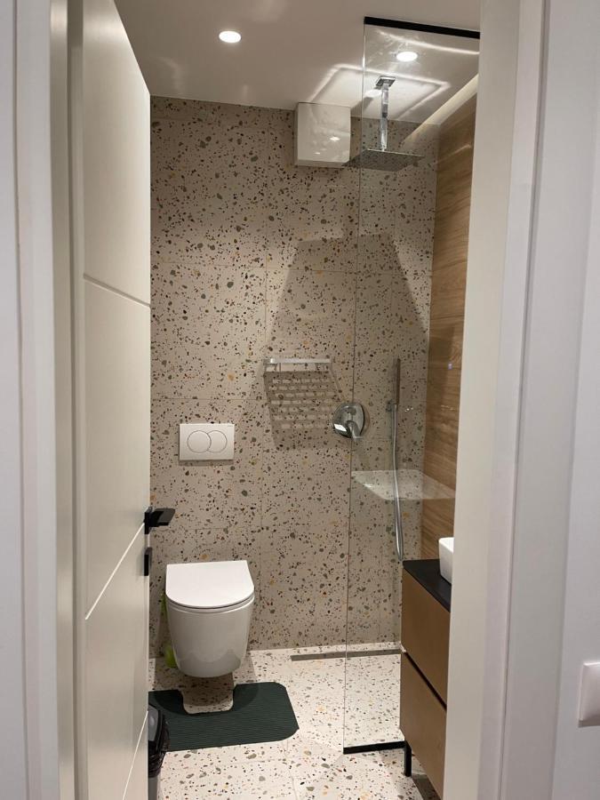 Downtown Studio Apartments Tiranë Luaran gambar
