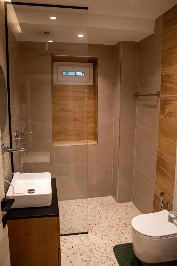 Downtown Studio Apartments Tiranë Luaran gambar