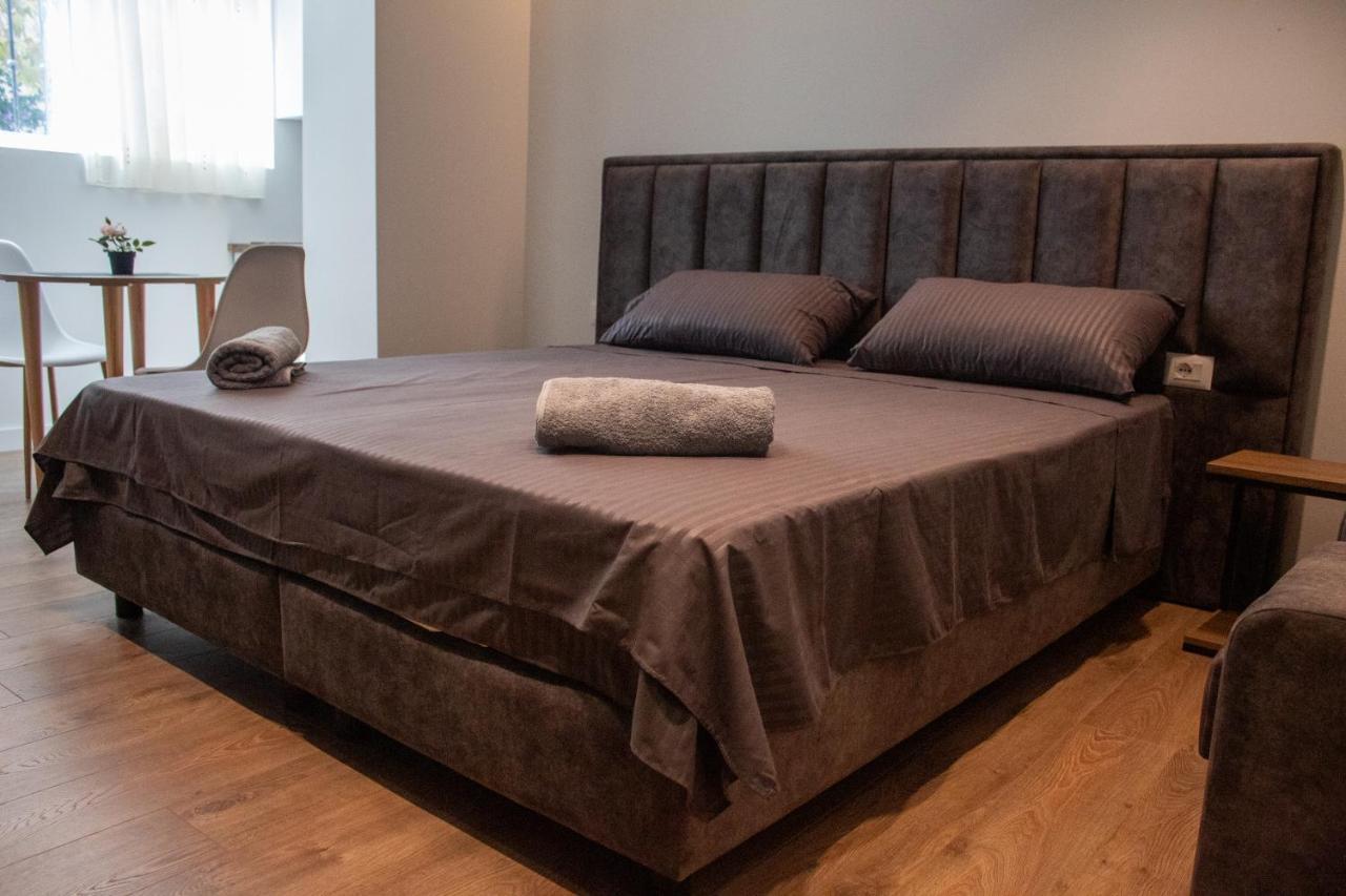 Downtown Studio Apartments Tiranë Luaran gambar