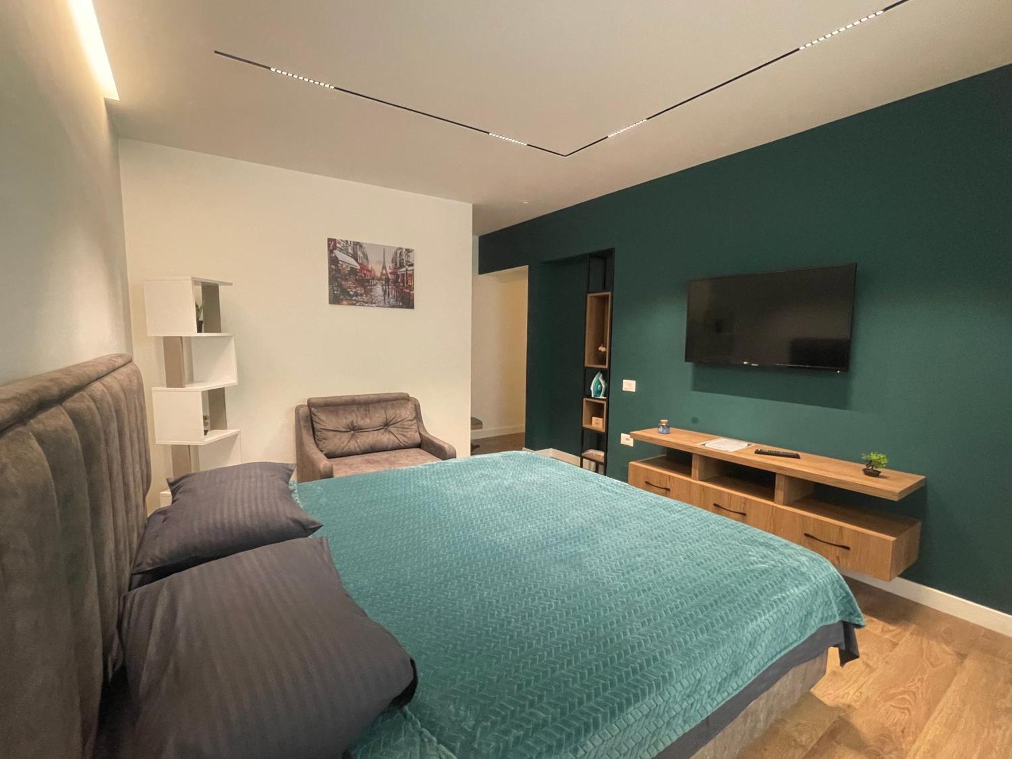 Downtown Studio Apartments Tiranë Luaran gambar